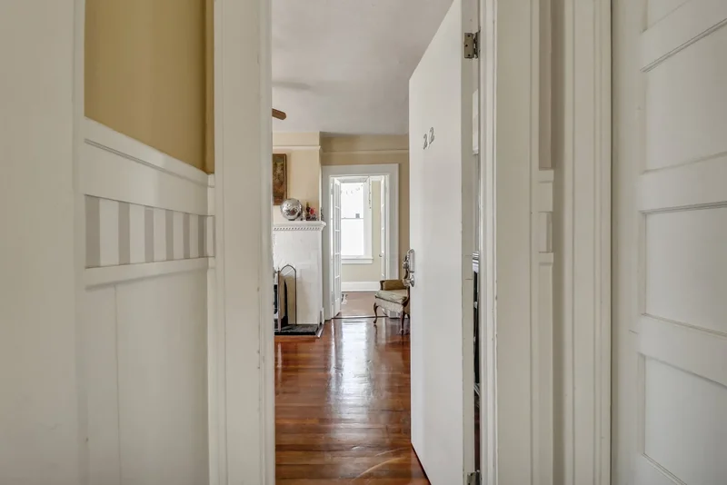 210 E 48th Street, Savannah, Georgia, United States. - Photo 46