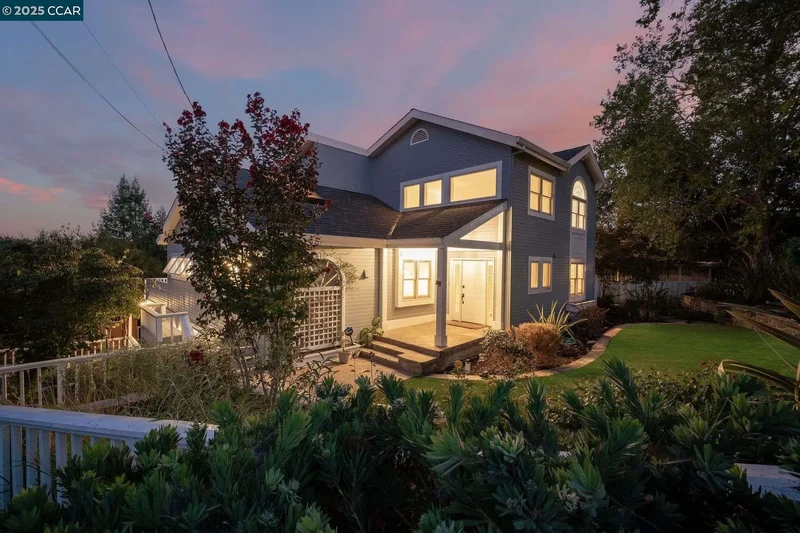 33 Altamount Drive, Orinda, California, United States. - Photo 27