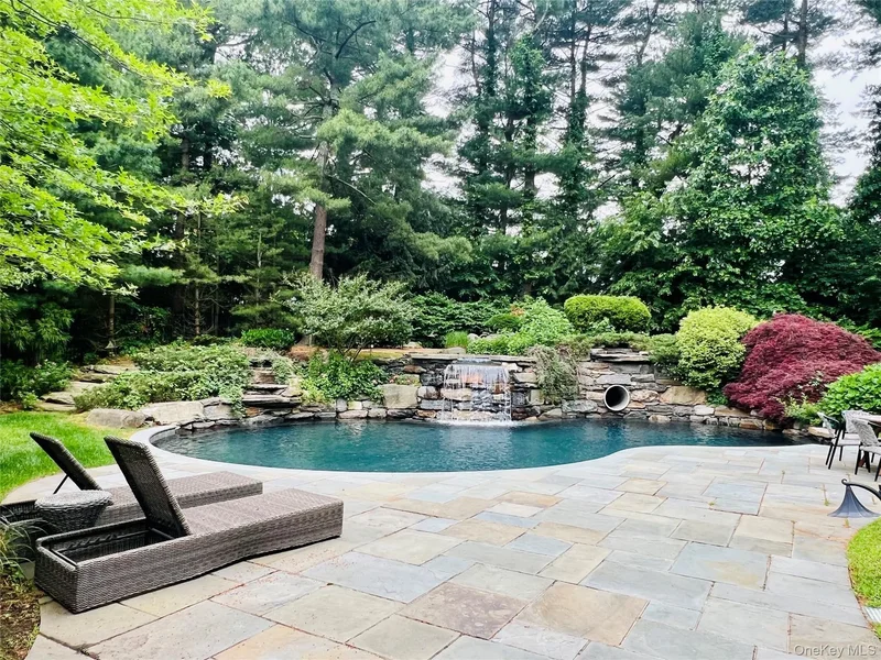 9 Earle Drive, Muttontown, NY 11791, Muttontown, New York, United States. - Photo 7