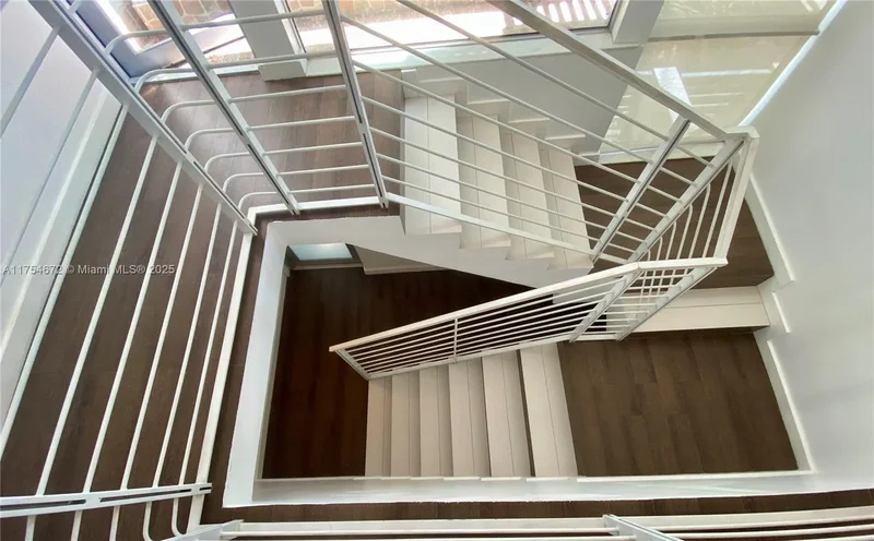 1600 Michigan Ave 8, Miami Beach, Florida, United States. - Photo 21