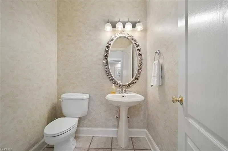 127 Greengable Way, Chesapeake, Virginia, United States. - Photo 19