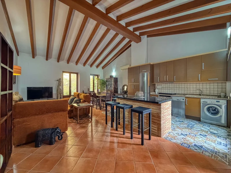 Casa de pueblo 4 dormitorios - 158 m2