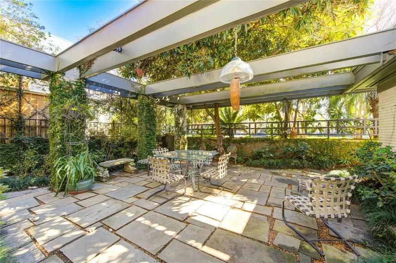 2500 Glen Haven, Houston, Texas, United States. - Photo 16
