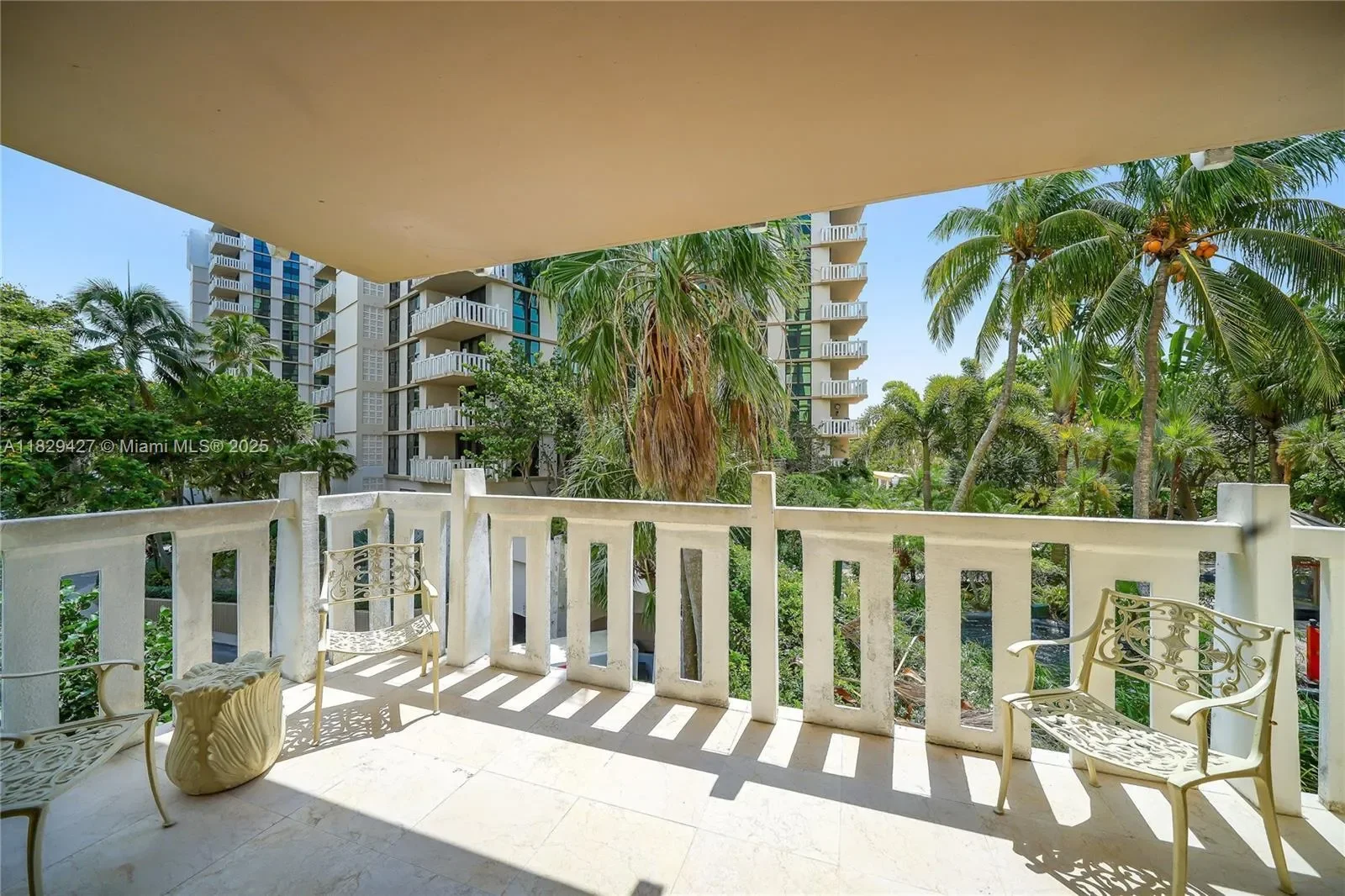 1121 Crandon Blvd F201, Key Biscayne, Florida, United States. - Photo 9