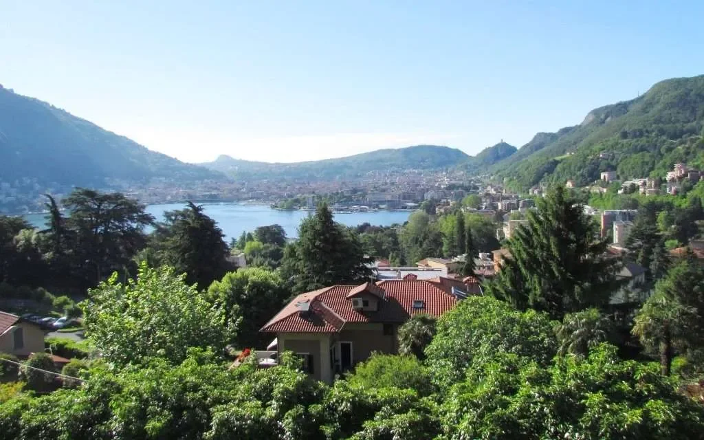via dei villini, Como, Lombardy, Italy. - Photo 24