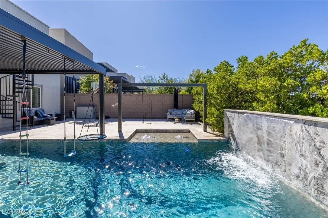 731 Glowing Horizon Street, Henderson, Nevada, United States. - Photo 9