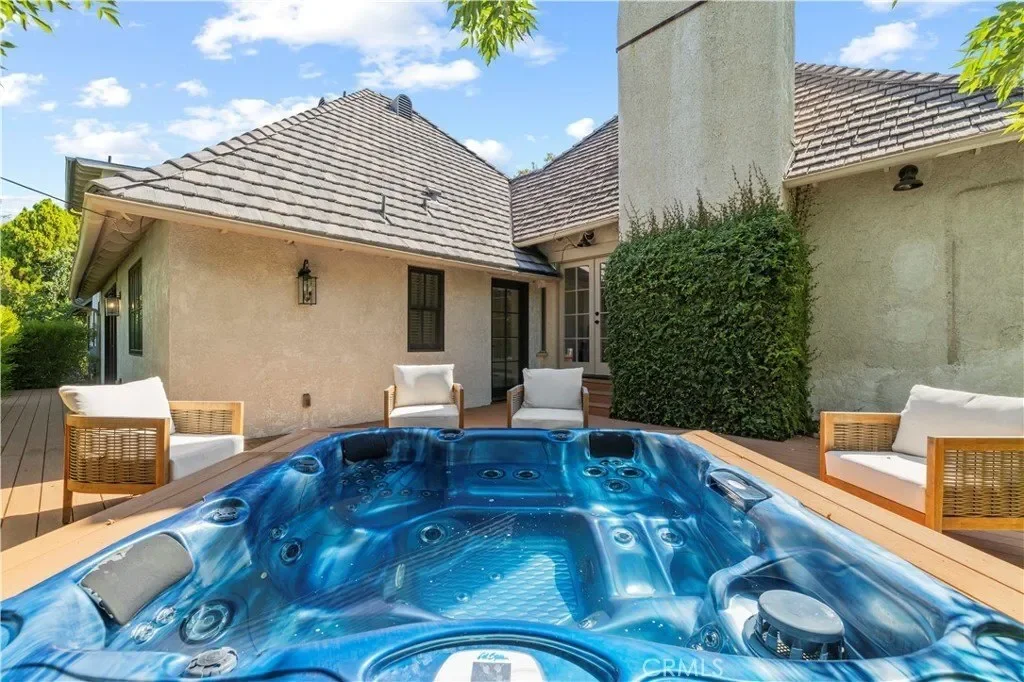 5200 Collier Place, Woodland Hills, CA, 91364, USA, Los Angeles, California, United States. - Photo 29