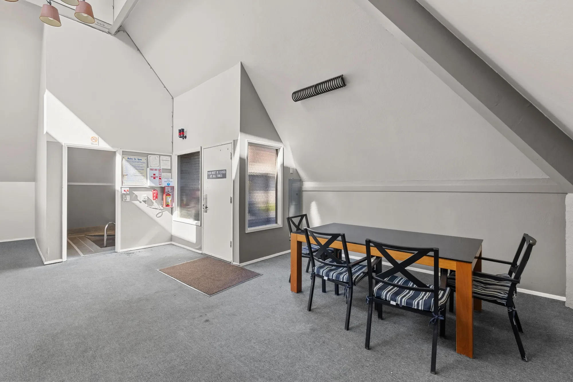 6423 Sand Point Wy NE , Seattle, WA 98115, Seattle, Washington, United States. - Photo 24