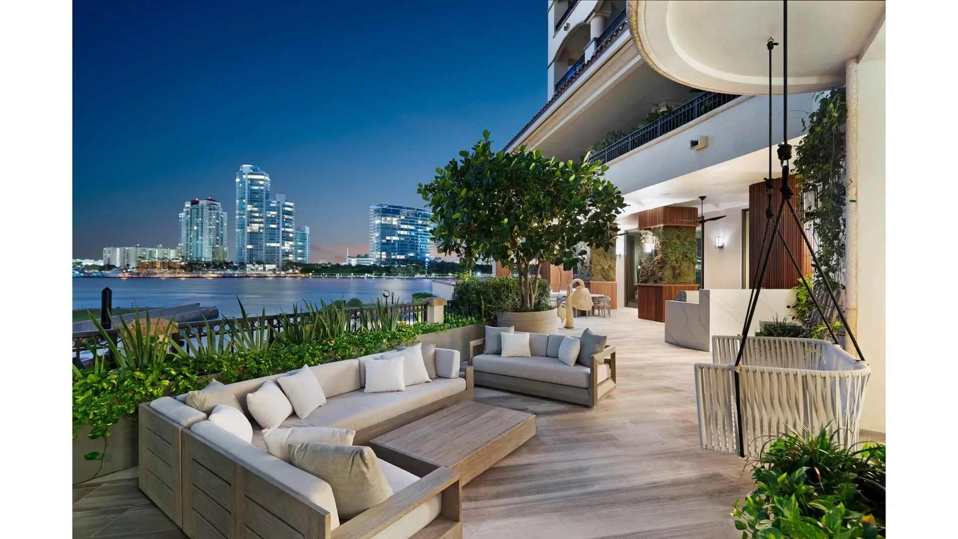 6800 Fisher Island Dr, Miami Beach, Florida, United States. - Photo 40