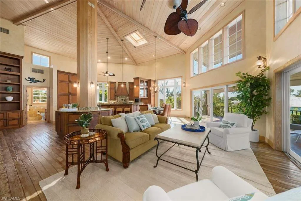 2451 Blind Pass CT, Sanibel, FL, 33957, USA, Sanibel, Florida, United States. - Photo 3