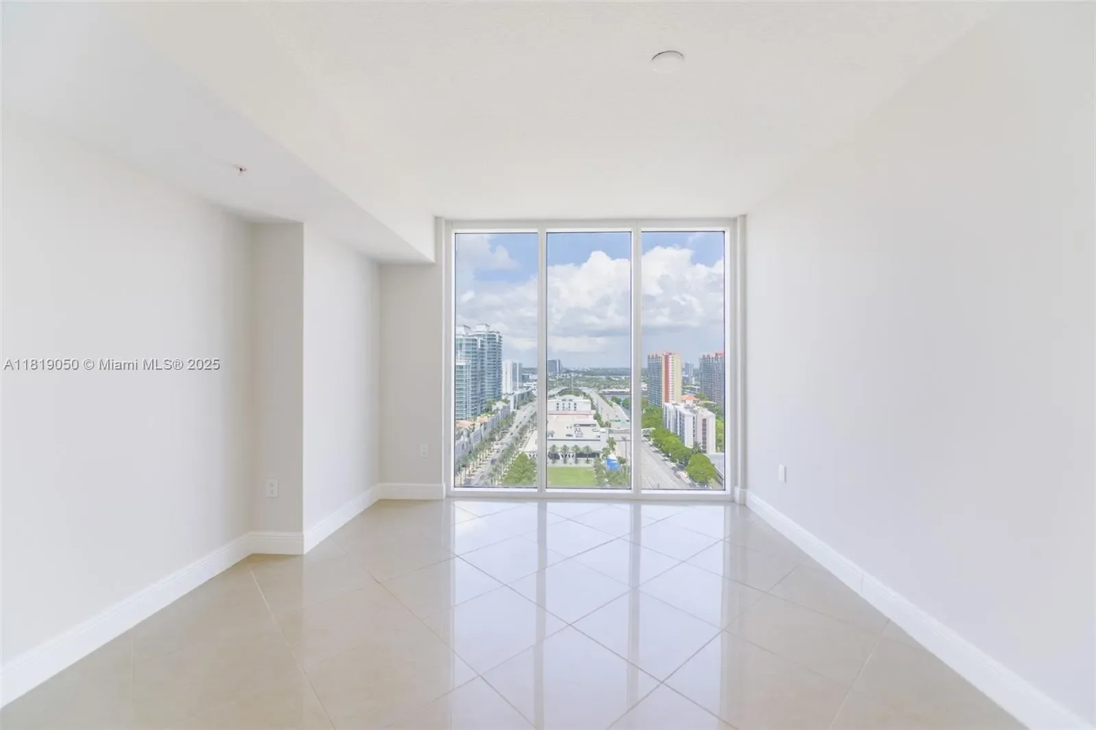 16699 Collins Ave 2107, Golden Beach, Florida, United States. - Photo 16