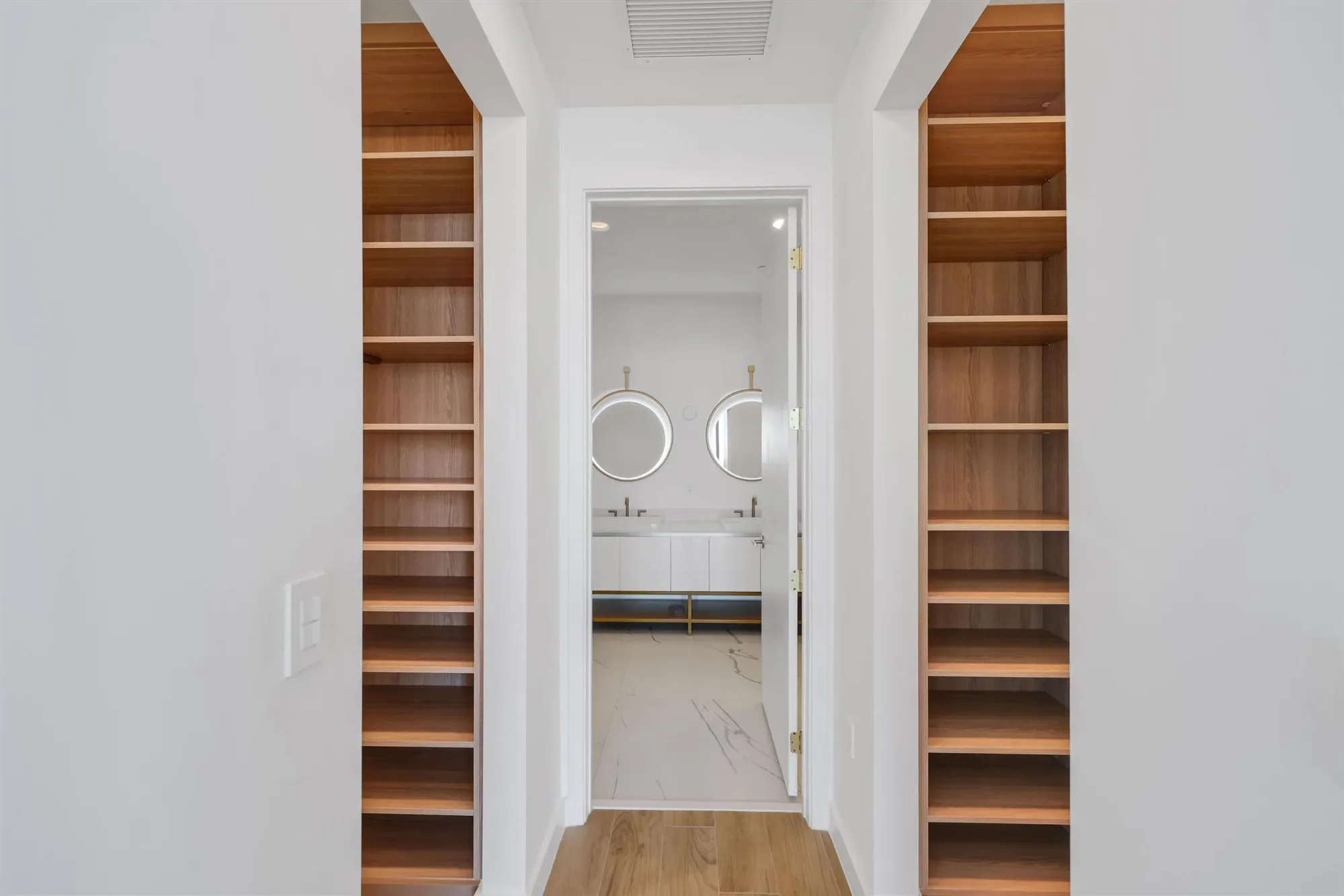 2655 S Bayshore Drive, Miami, Florida, United States. - Photo 36