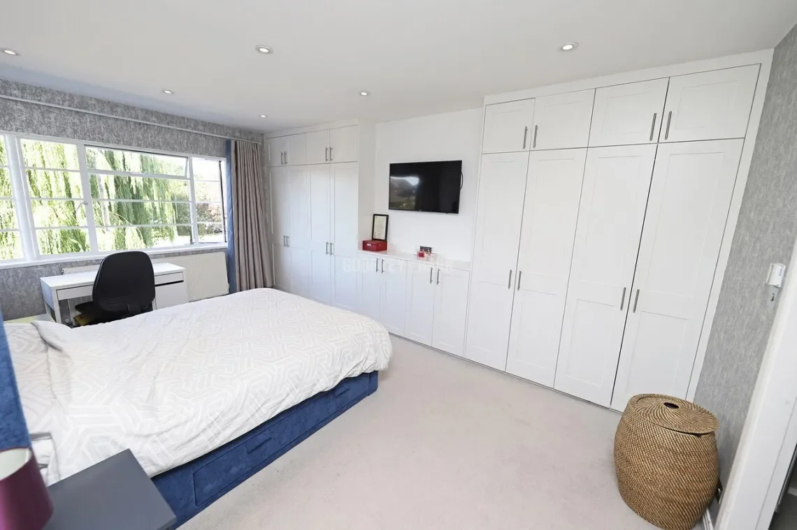 Ossulton Way Hampstead Garden Suburb N2, London, England, United Kingdom. - Photo 5