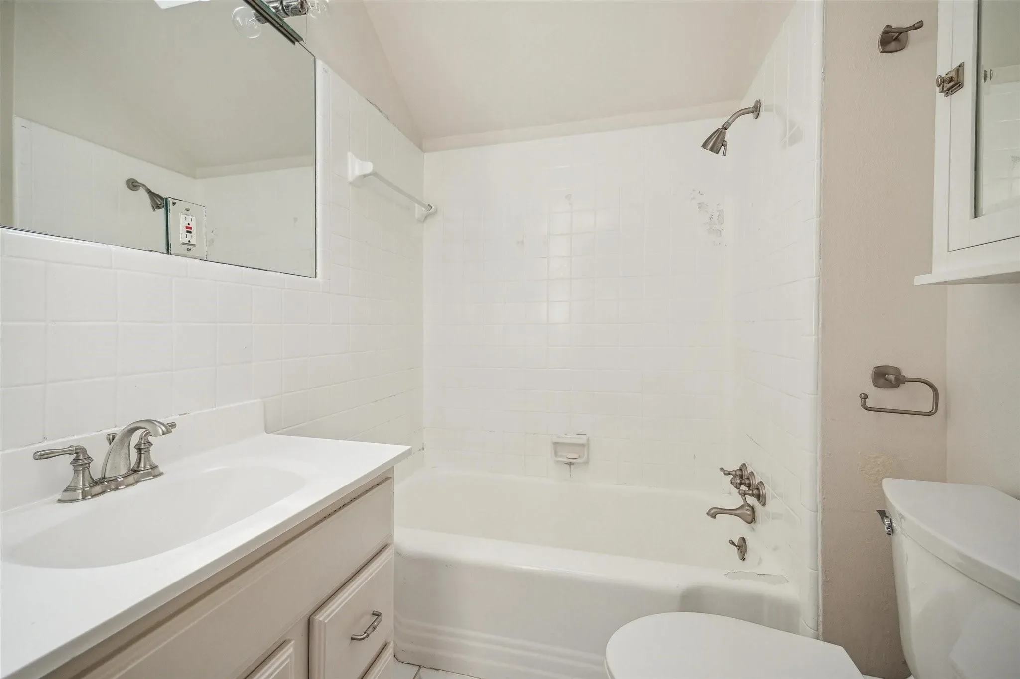 3665 Knollwood Street, Houston, Texas, United States. - Photo 41