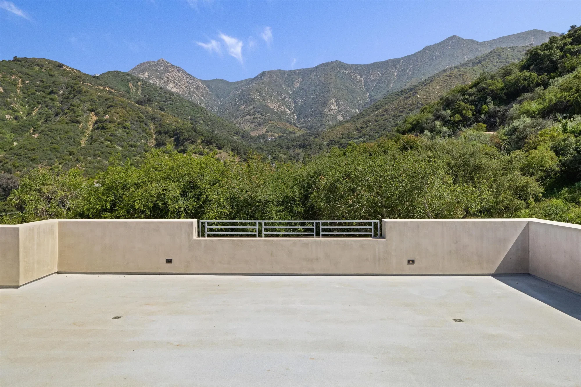 892 Toro Canyon Road, Carpinteria, California, United States. - Photo 34