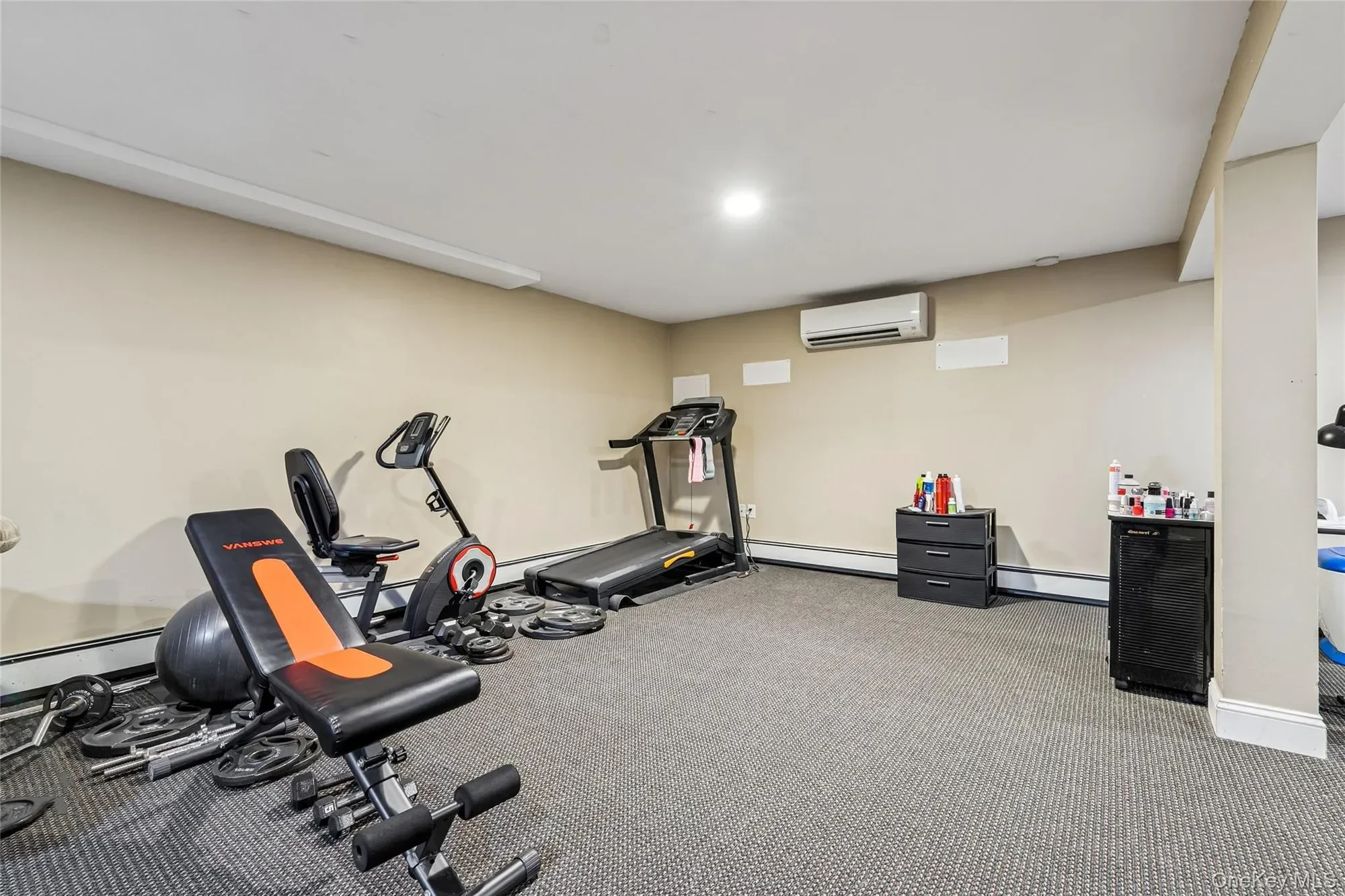 45 Meadow Court, Manorville, New York, United States. - Photo 14