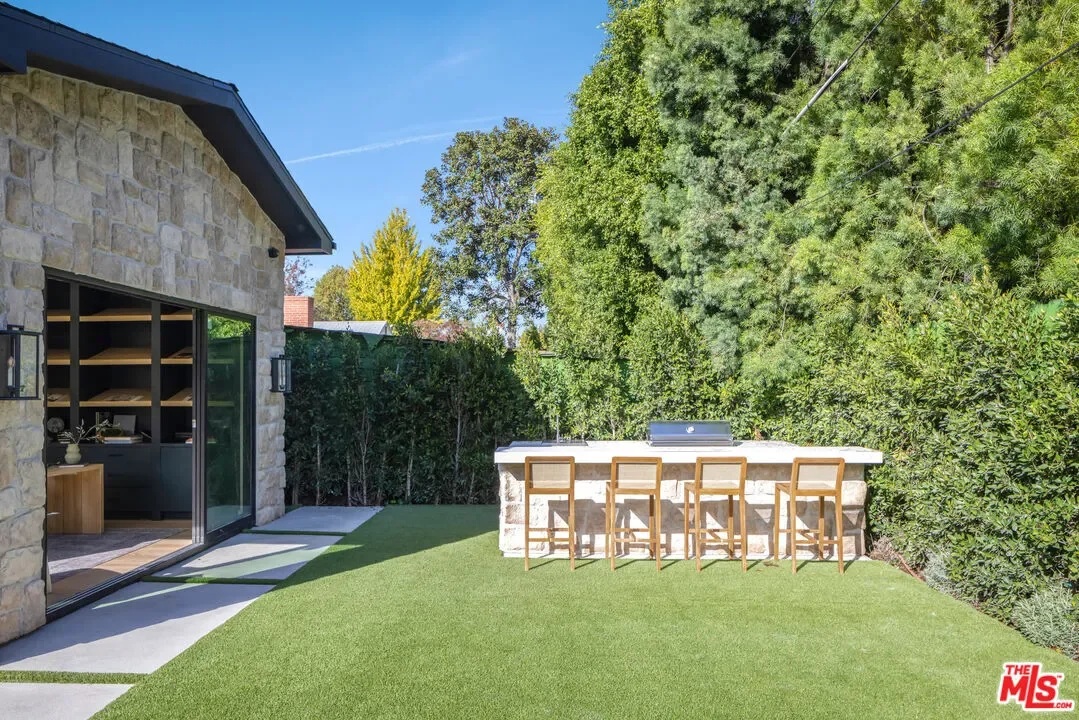 4828 Radford Ave, Los Angeles, California, United States. - Photo 8