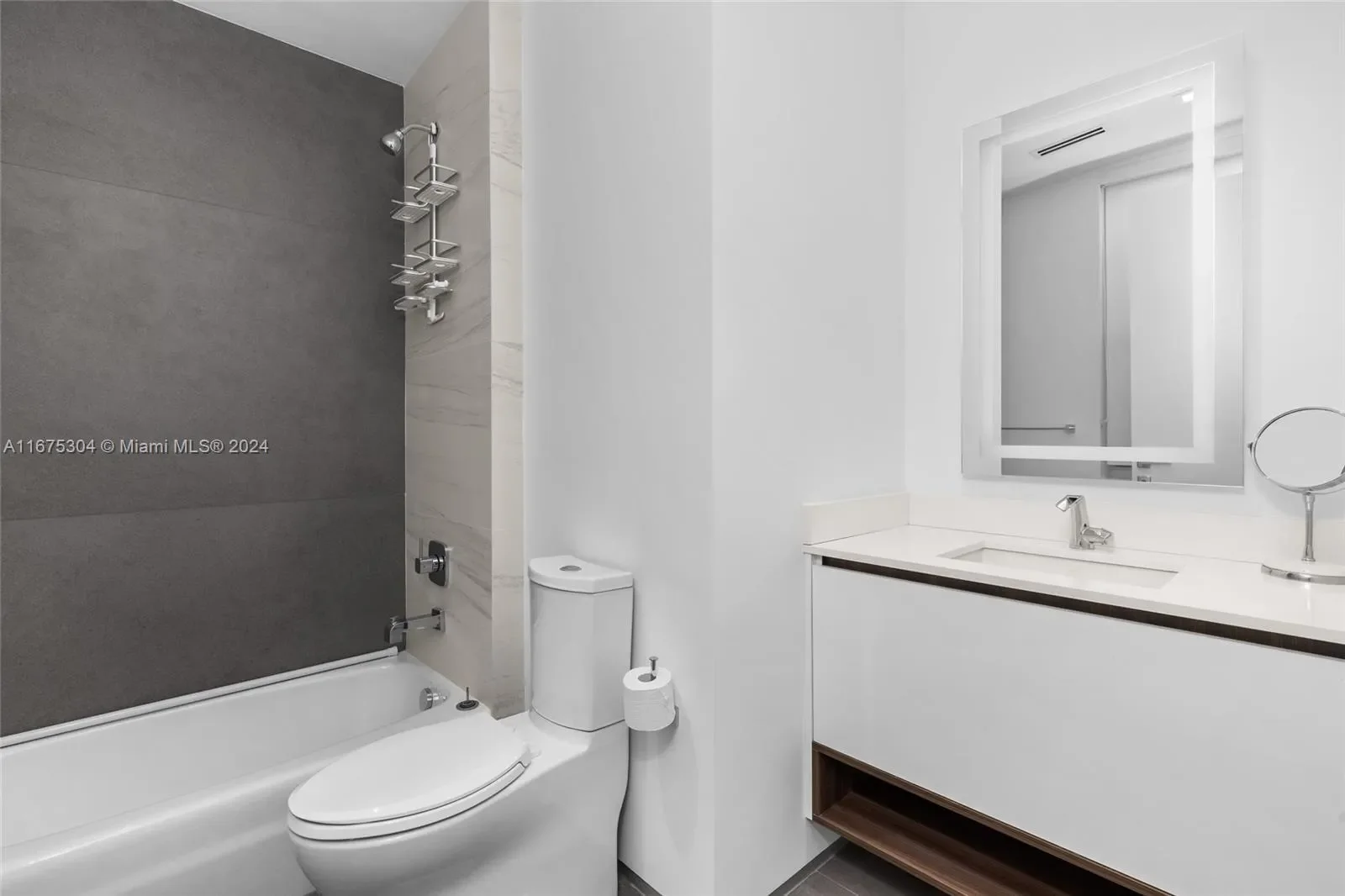 65 S Hibiscus Dr, Miami Beach, Florida, United States. - Photo 2