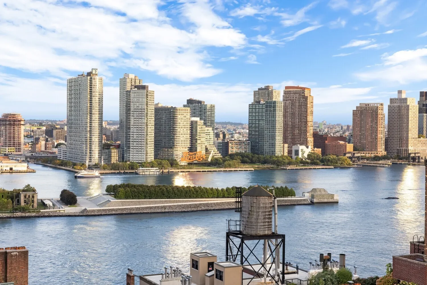 Southgate, 400 E 52ND ST, New York, New York, United States. - Photo 21