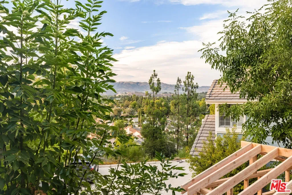 7282 Woodvale Court, Bell Canyon, California, United States. - Photo 12
