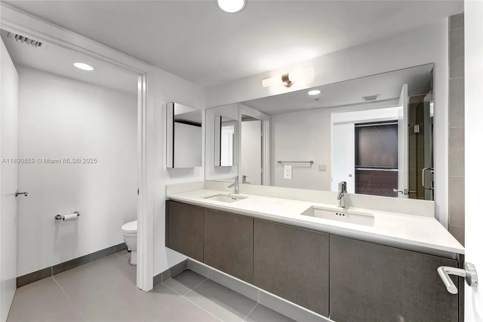 6620 Indian Creek Dr PH711, Miami Beach, Florida, United States. - Photo 20
