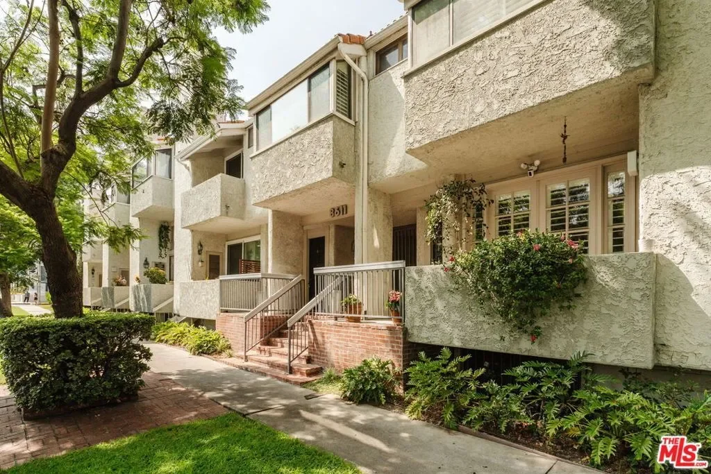 8611 Burton Way 5, West Hollywood, California, United States. - Photo 3
