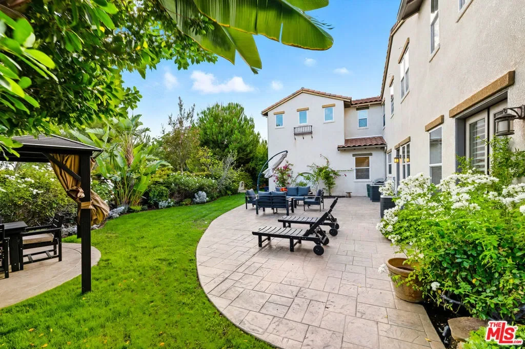 22074 Sagebrook Road, Los Angeles, California, United States. - Photo 28
