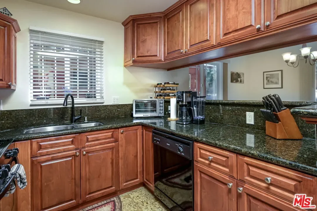 42632 Cedar Ave, Big Bear Lake, California, United States. - Photo 7