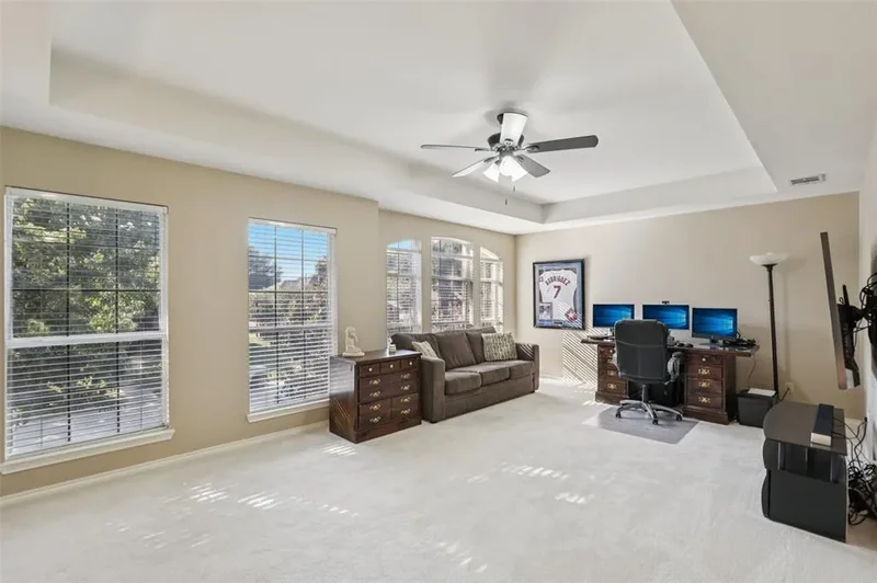 9212 Longview Drive, Plano, Texas, United States. - Photo 26