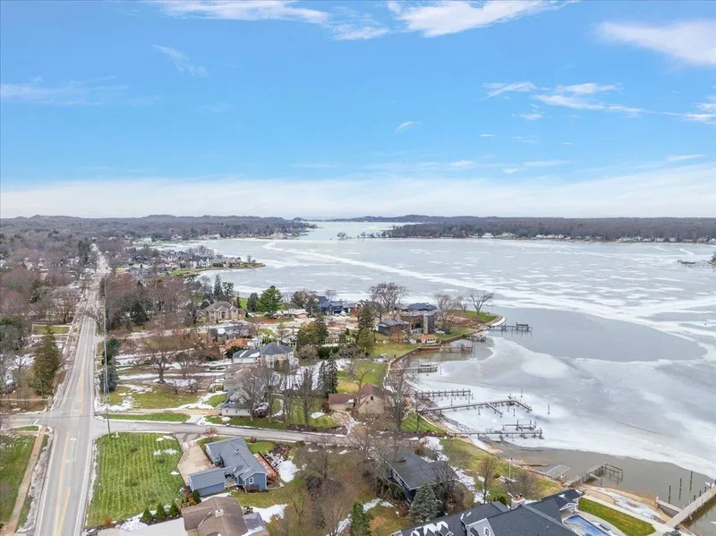 437 Graafschap Road, Holland, MI, 49423, USA, Holland, Michigan, United States. - Photo 12