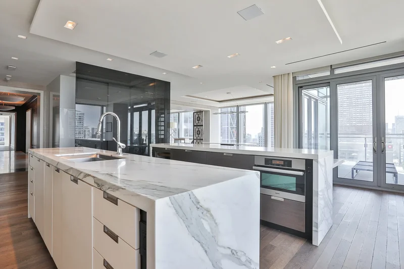 50 Yorkville Ave  2503/2504, Toronto, ON M4W 0A3, Toronto, Ontario, Canada. - Photo 11