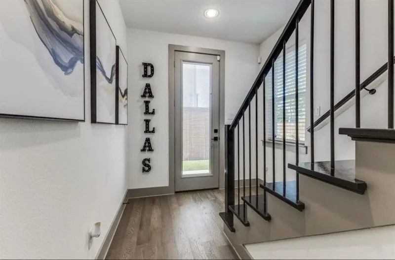 2649 La Altura Lane , Dallas, TX 75212, Dallas, Texas, United States. - Photo 19