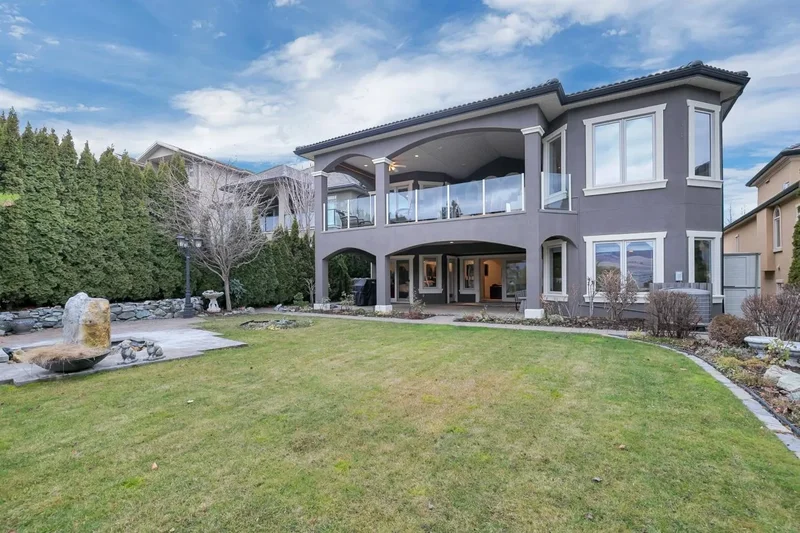 1981 Capistrano Drive, Kelowna, British Columbia, Canada. - Photo 12