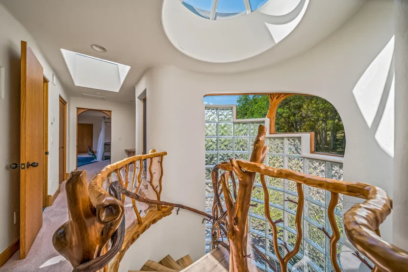 2700 N Valley View Road, Ashland, OR, 97520, USA, Ashland, Oregon, United States. - Photo 46