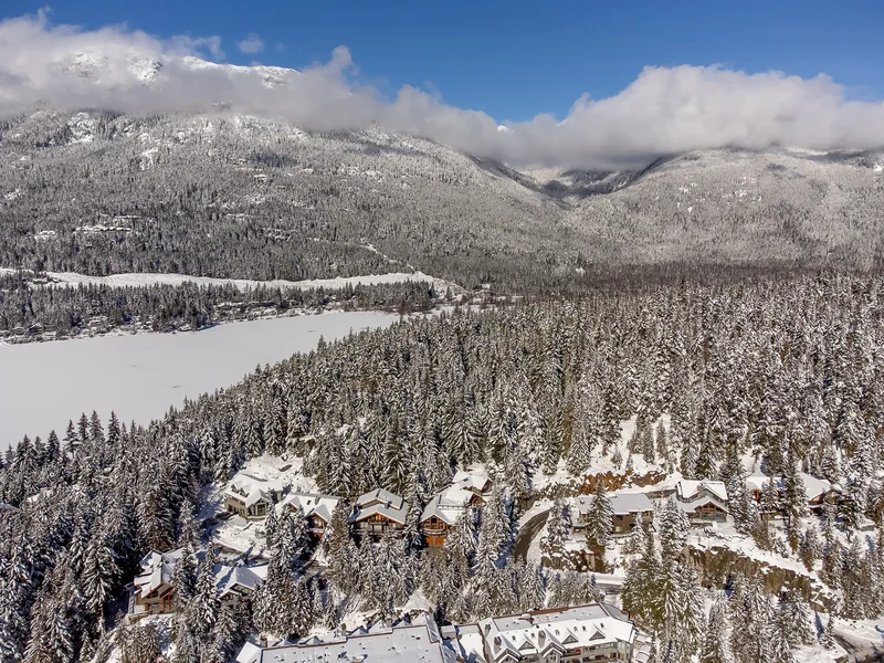 3220 Peak Drive, Whistler, BC, CANADA, Whistler, British Columbia, Canada. - Photo 4