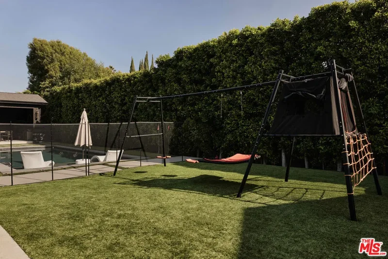 5330 Amestoy Avenue, Los Angeles, California, United States. - Photo 54