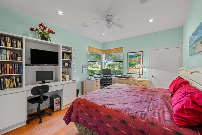 1535 Fairway Terrace, West Palm Beach, Florida, United States. - Photo 11