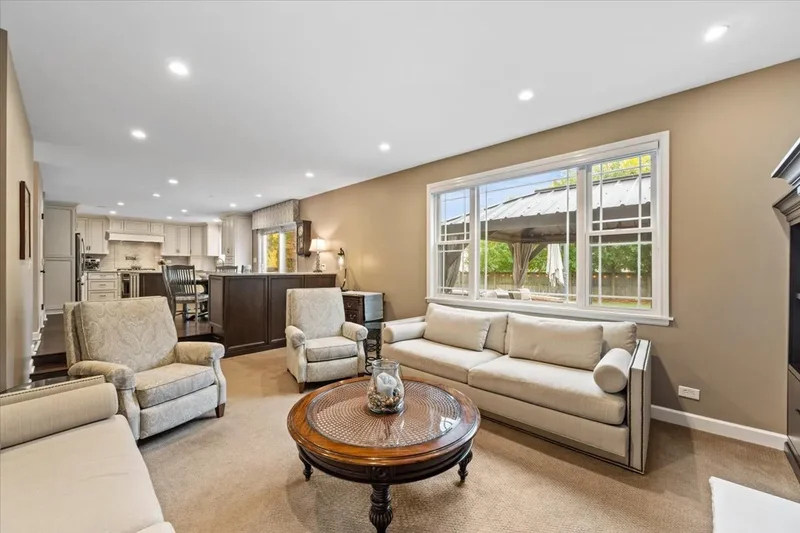 2459 Emerson Lane, Naperville, IL 60540, Naperville, Illinois, United States. - Photo 13