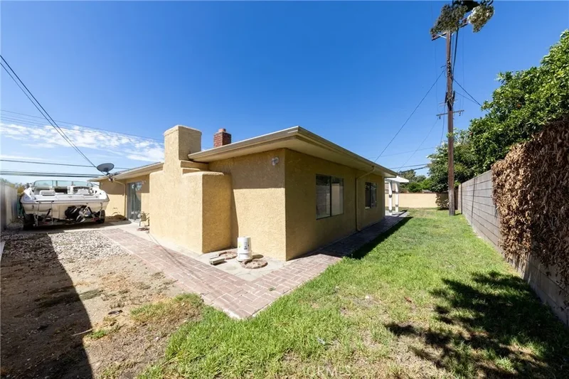 558 W W. Philadelphia St, Ontario, CA 91762, Ontario, California, United States. - Photo 19