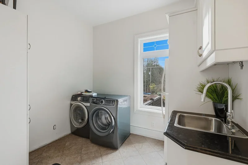 240 Rue Harvey, Granby, Quebec, Canada. - Photo 64