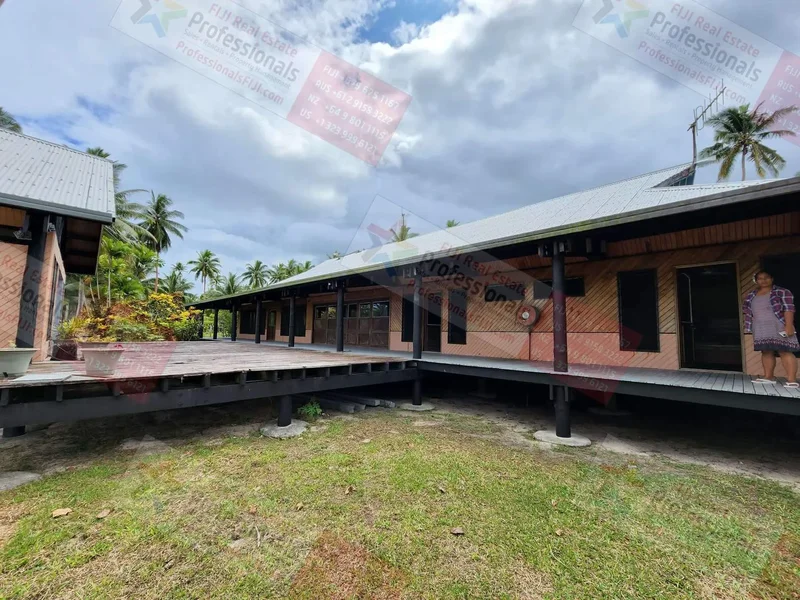 Tacilevu, Northern Division, Fiji. - Photo 10