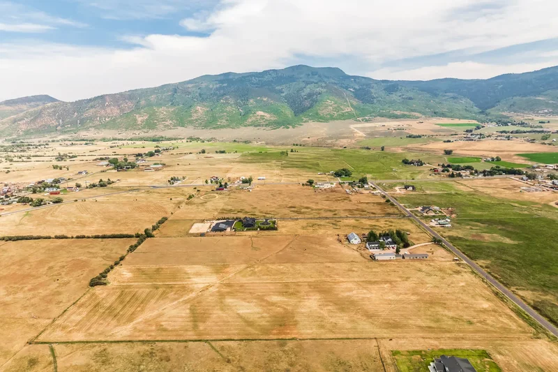 364 W Rob Young Lane, Oakley, UT 84055, Oakley, Utah, United States. - Photo 39