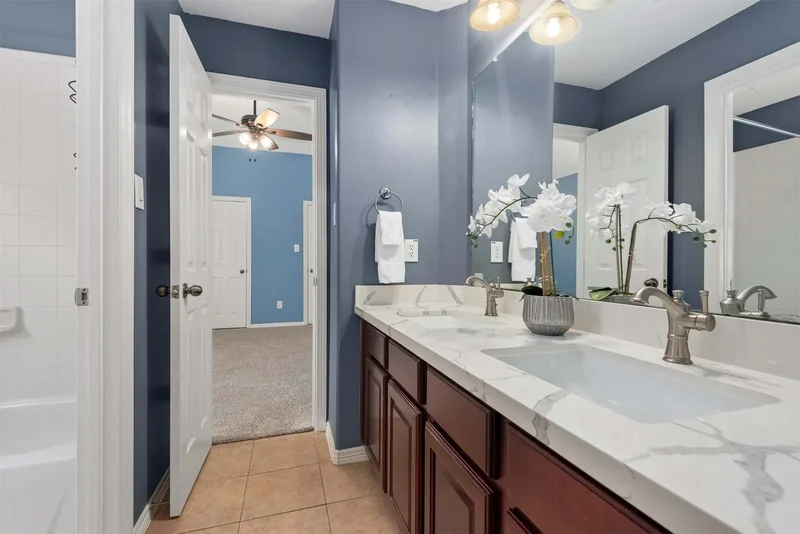 11831 Gray Forest Trail, Tomball, TX 77377, Tomball, Texas, United States. - Photo 15