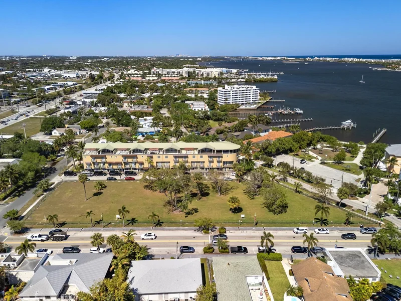 201 E Ocean Avenue 1, Lantana, Florida, United States. - Photo 13