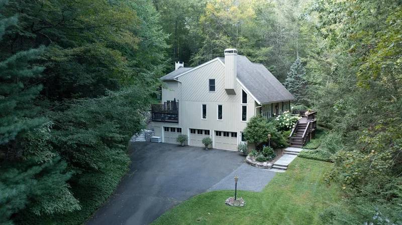 Stunning Barkwood Falls Home