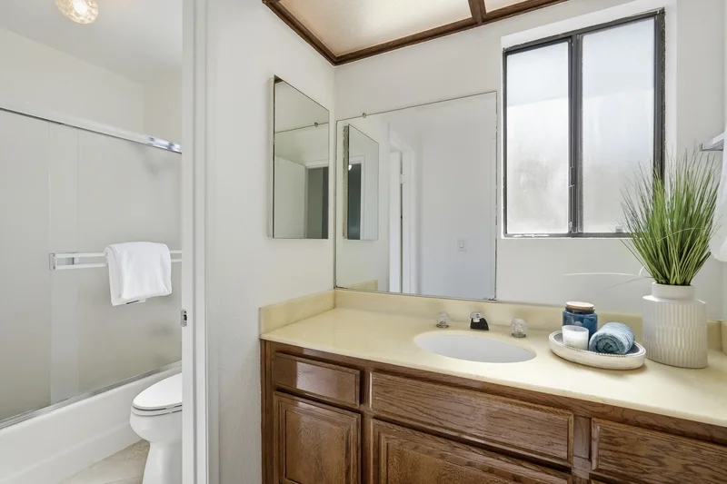 17234 Condon Avenue , Lawndale, CA 90260, Lawndale, California, United States. - Photo 7