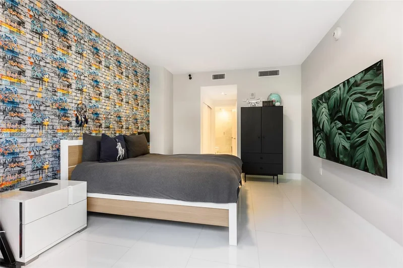 1 Collins Ave 207, Miami Beach, Florida, United States. - Photo 42