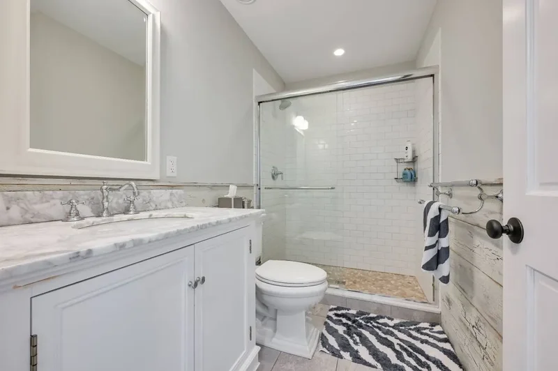 24 Shadyrest Drive, Sag Harbor, NY 11963, Sag Harbor, New York, United States. - Photo 23