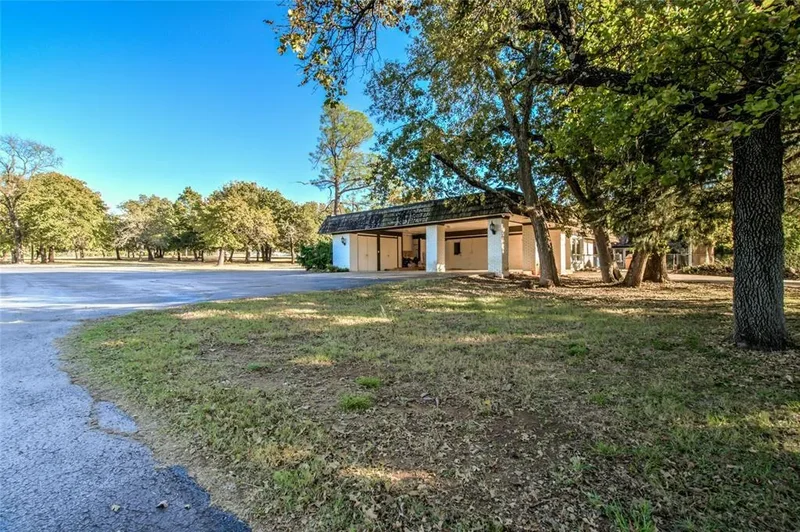 6101 N Santa Fe Avenue, Edmond, OK 73025, Edmond, Oklahoma, United States. - Photo 49