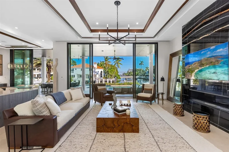 100 Royal Palm Drive, Fort Lauderdale, Florida, United States. - Photo 16